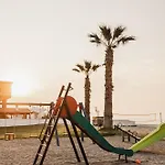 فندق Golden Sun