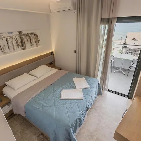 Отель Golden Sun Неа-Мессагала