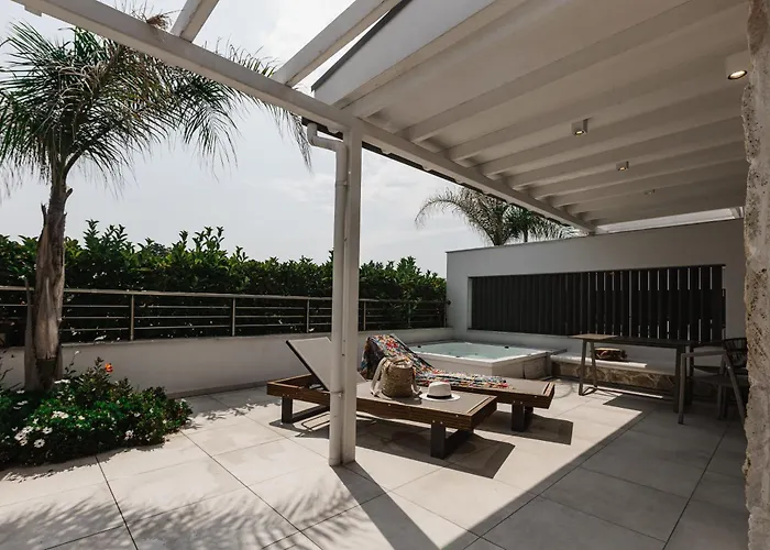 Hotel Golden Sun Nea Mesagkala