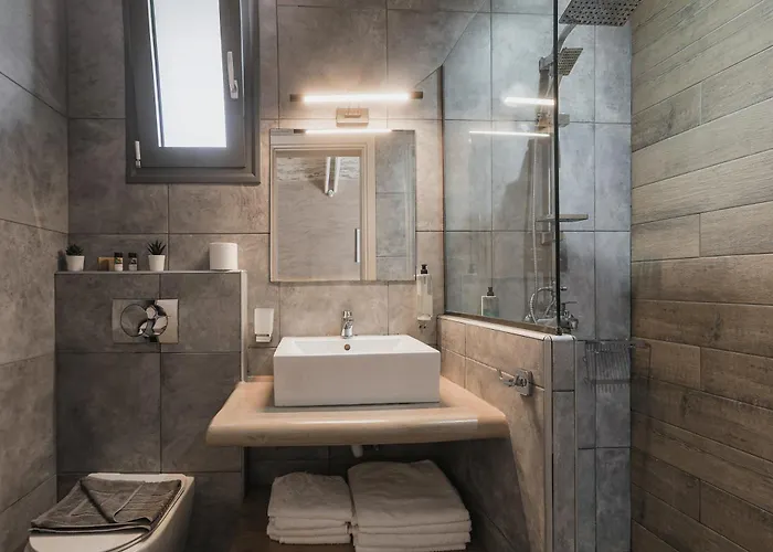 Golden Sun Hotel Nea Mesagkala